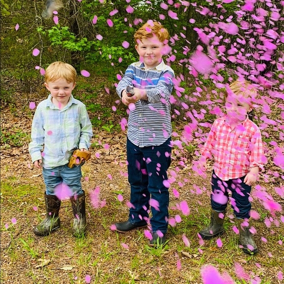 Meet your Posher, Erika - Picture 2 of 14